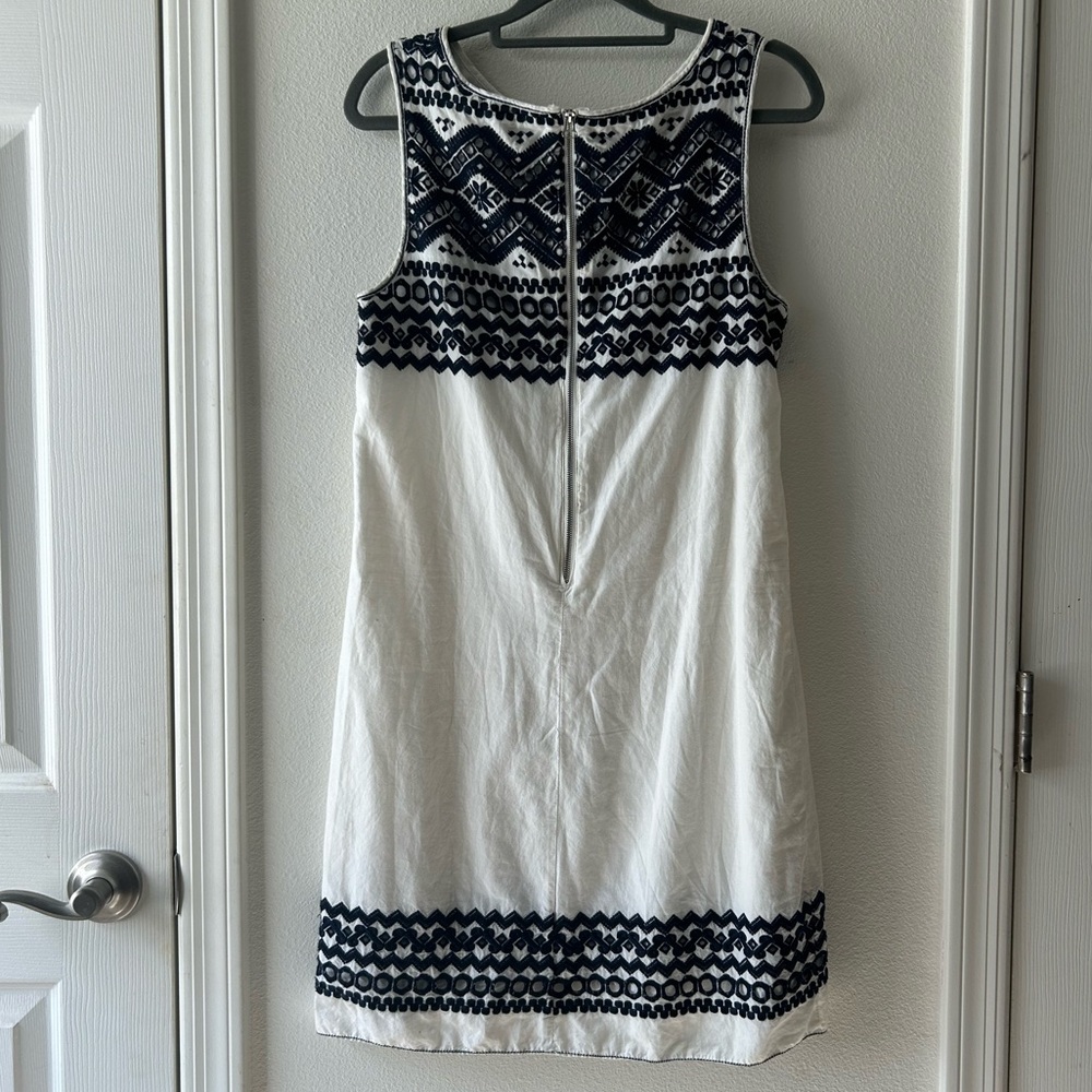 Max Studio Dress - Picture 2 of 8